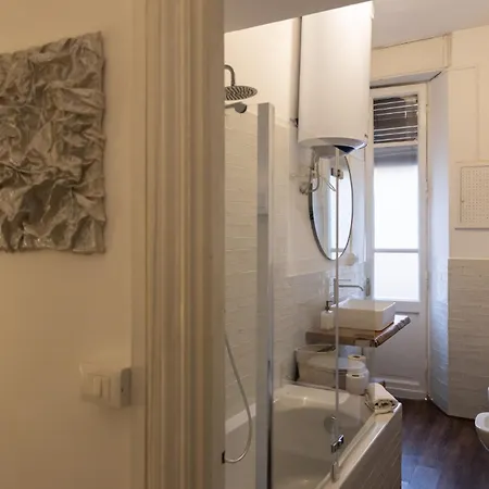 Giuliana Vatican Appartement *